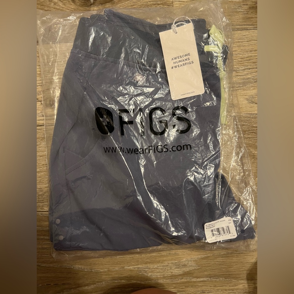 Figs joggers scrubs set